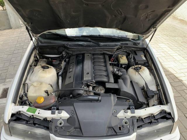 BMW 325 2.5 6cc Sedan Automático - Foto 9
