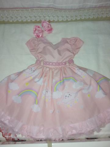 Alugo vestido temático chuva de amor - Foto 2