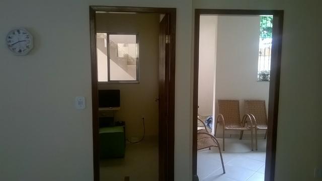 Excelente Oportunidade, 3 andares mais quintal! - Foto 3