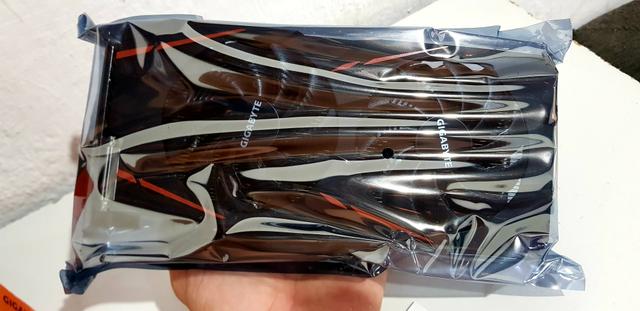 Placa de Vídeo Gigabyte AMD Radeon RX 590 Gaming 8G, GDDR5 versão 2.0 ( nova ) - Foto 3