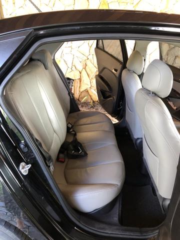 HB20 sedã 1.6 Comfort plus automático - Foto 4