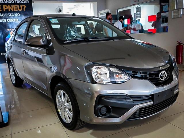 TOYOTA ETIOS 1.5 X PLUS SEDAN 16V FLEX 2019 - Foto 3