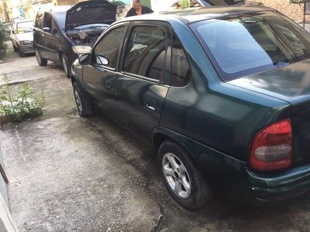 Corsa sedan 98 99 - Foto 4