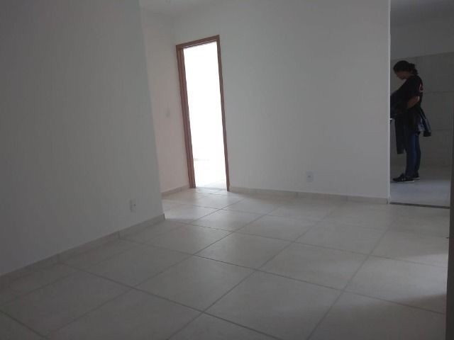 Alugo apto no Jardins do Frio, condomínio incluso e vista para Mata! - Foto 7