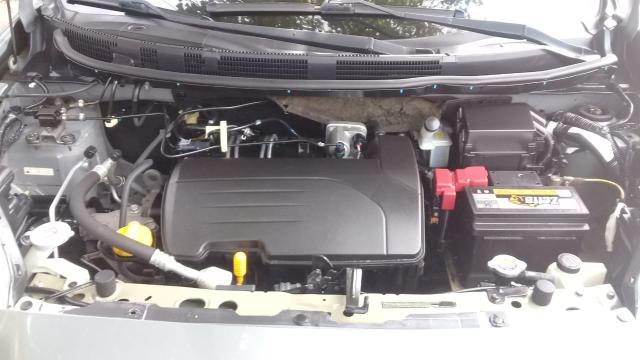 Vendo nissan match 2012/2013 1.0