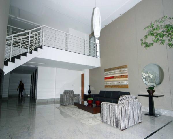 Apartamento com 4 quartos com 4 suítes - vista livre e sol da manha - Foto 3