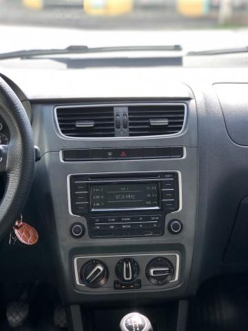 VOLKSWAGEN FOX 2013/2014 1.0 MI 8V FLEX 4P MANUAL - Foto 9