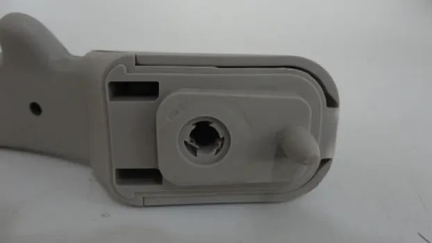 Puxador Alça Teto Pqp Com Cabide Citroen C3 Glx Original - Foto 5