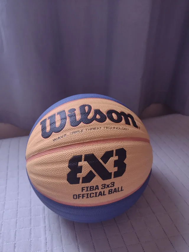 Bola de basquete wilson  +14 anúncios na OLX Brasil