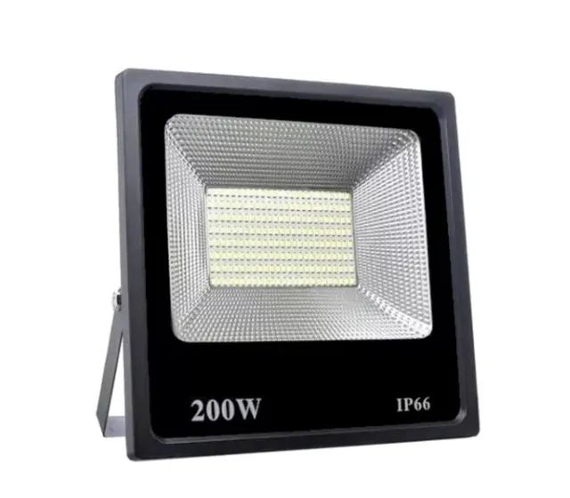 Refletor Led 200w Prova D'água 110v/220v Branco Frio Potente