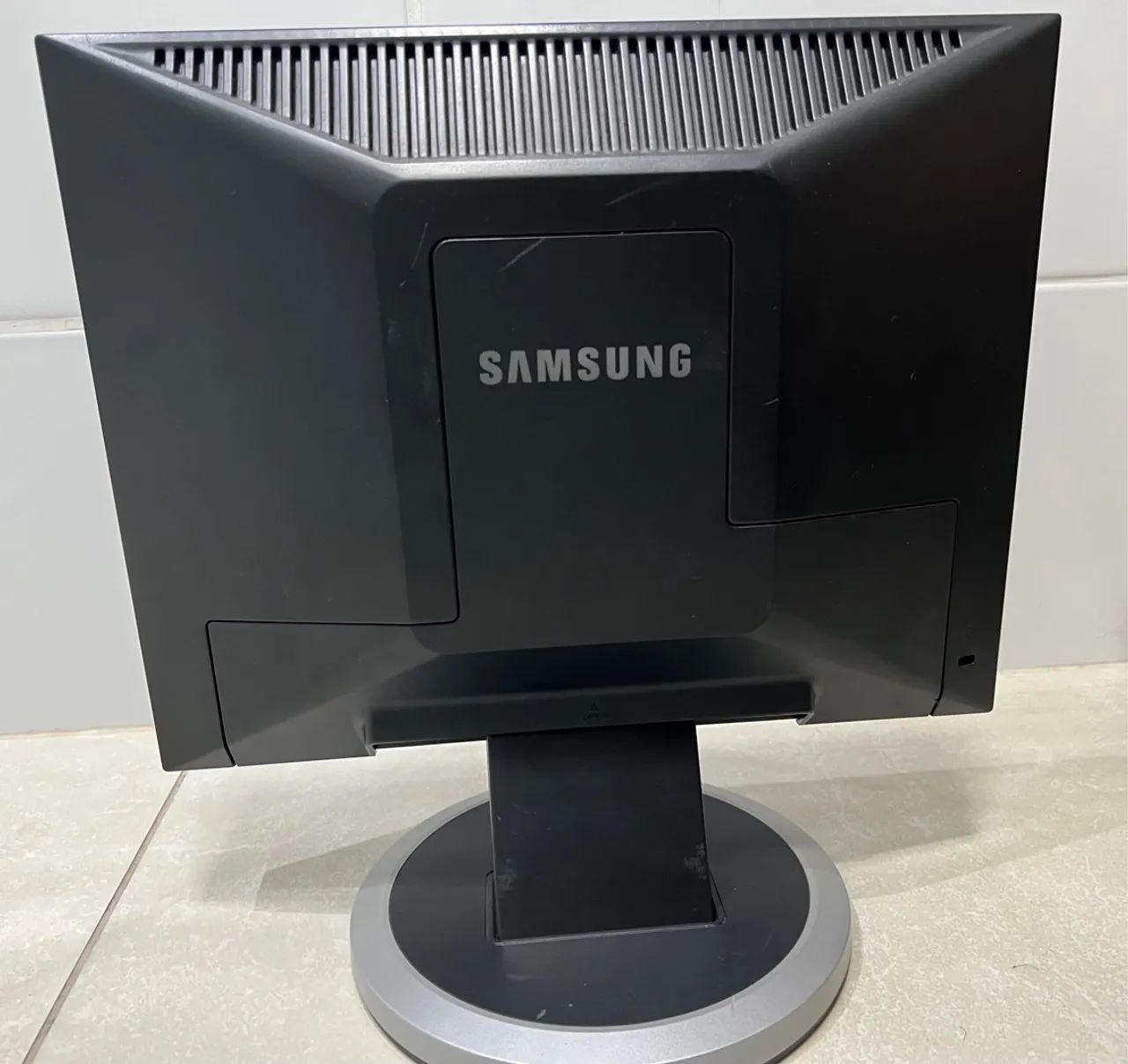 Monitor de Computador Lcd Samsung 540N - Foto 4