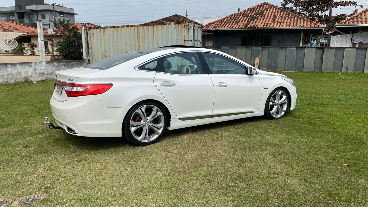 HYUNDAI AZERA 2012 Usados e Novos