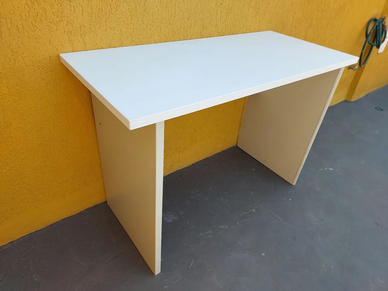 Mesa escritorio 1.10 cm X 50 cm - Foto 5