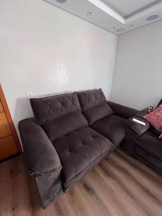 Sofá de Retrátil e Reclinável em veludo Marrom - Foto 3