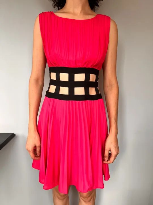 Vestido BCBG Pink com Cinto Preto - Foto 2