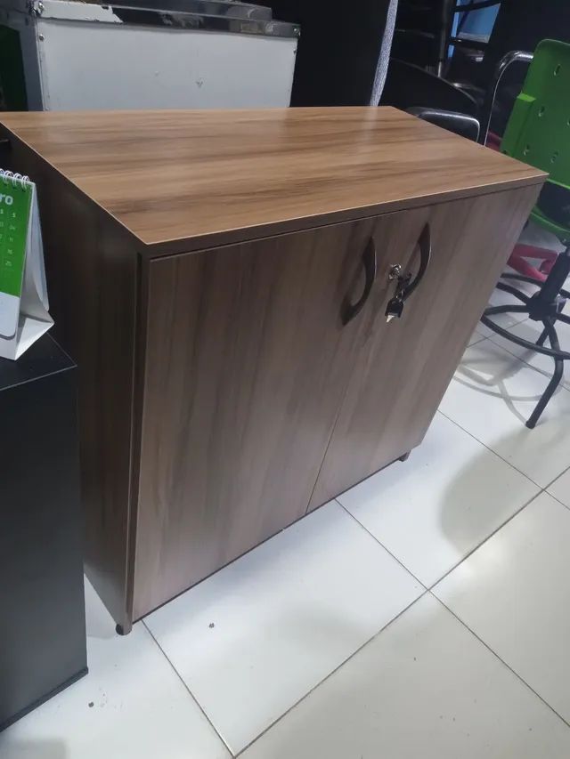 Armário baixo escritório multiuso 