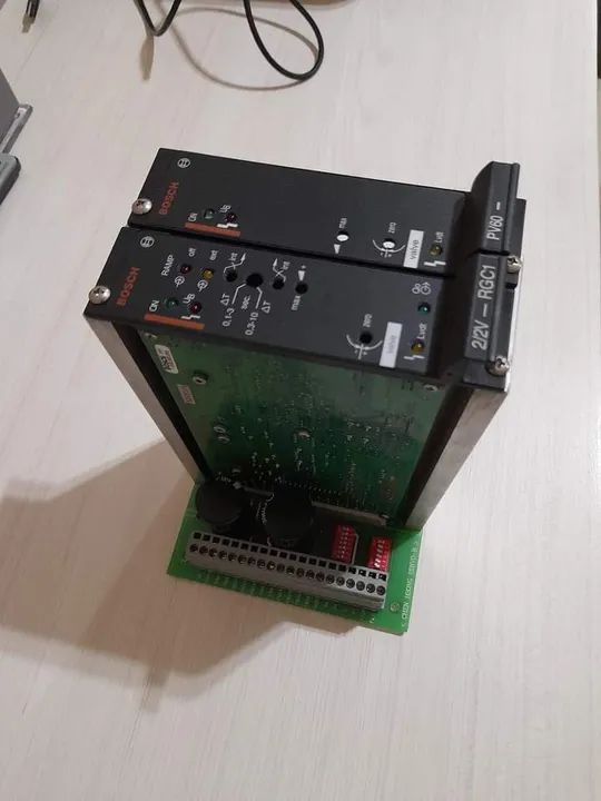 Valvula Proporcional Bosch/Rexroth DBE TBX-1X/180G 24-37Z4ME com Módulo - Foto 2