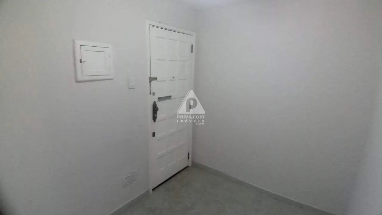 Sala Comercial de frete a Praça Saenz Pena. - Foto 5