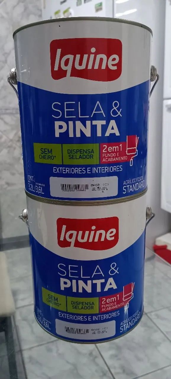 Vendo 2 latas de tinta Iquine (Na Cor Pérola Negra.) - Foto 3