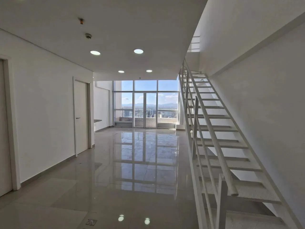 Sala Comercial Dúplex para alugar no The Blue Office em Santos