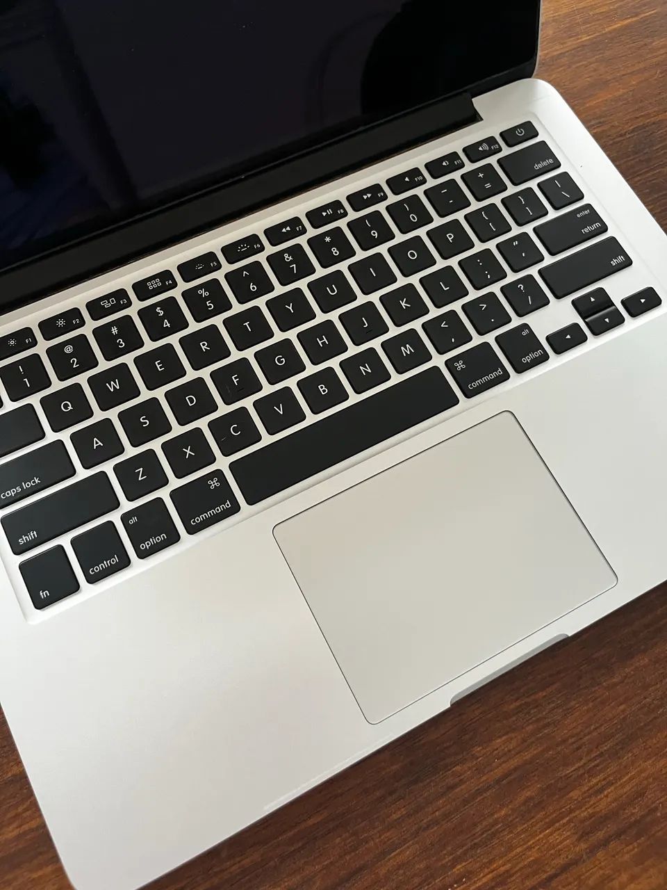 macbook pro 13 i7 16gb