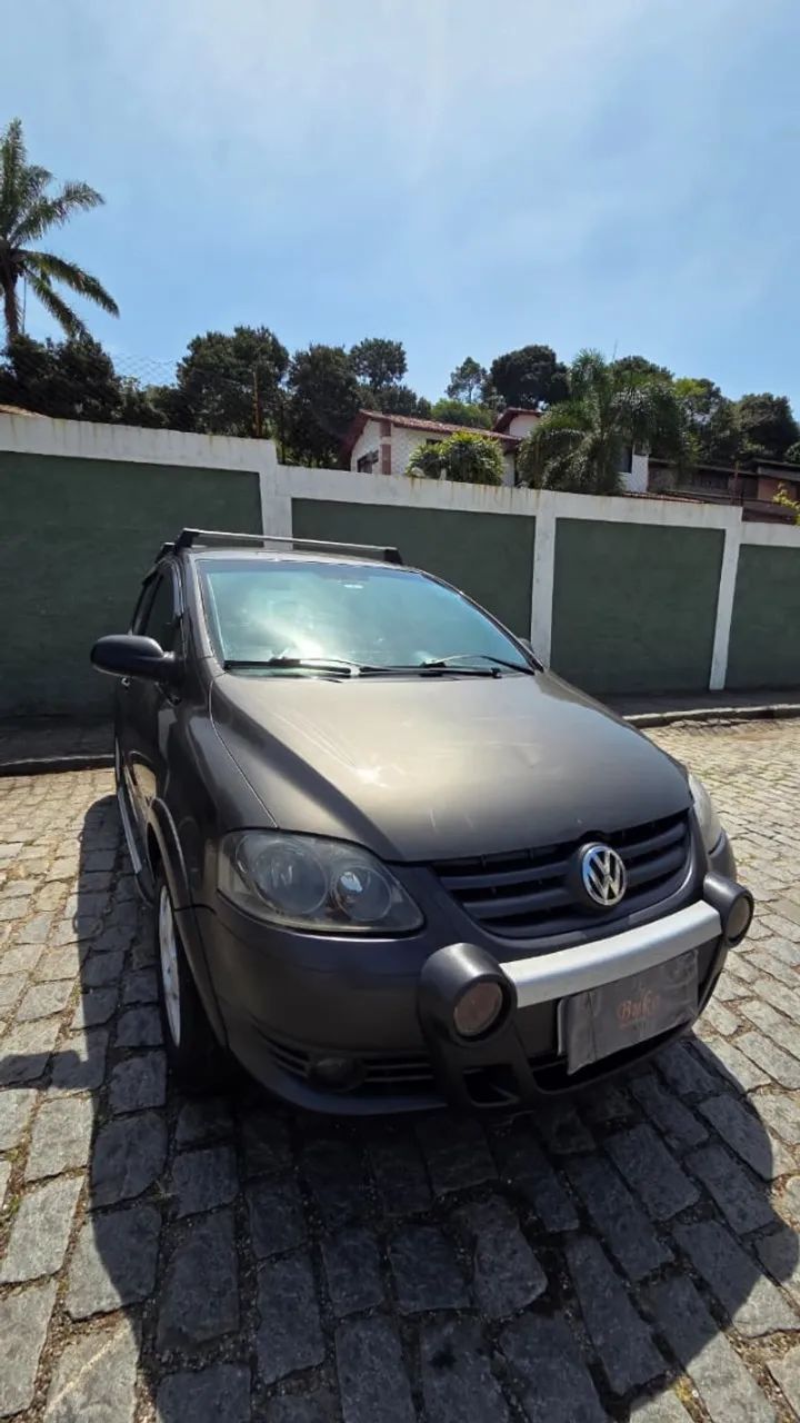 Volkswagen Crossfox 1.6 MI Total Flex 8V 5P 2010