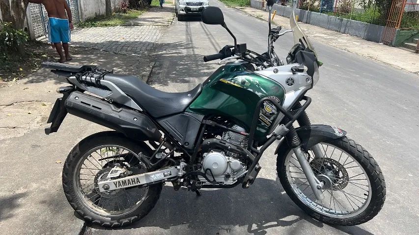 Vendo moto tenere 250cc