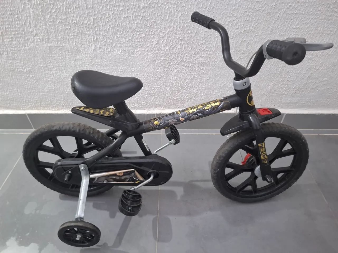 Bicicleta infantil Bandeirantes Batman  - Foto 2