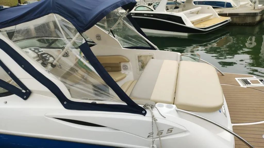 Ventura 265 cabinada 2018 motor volvo nova com 160 hs - Foto 2