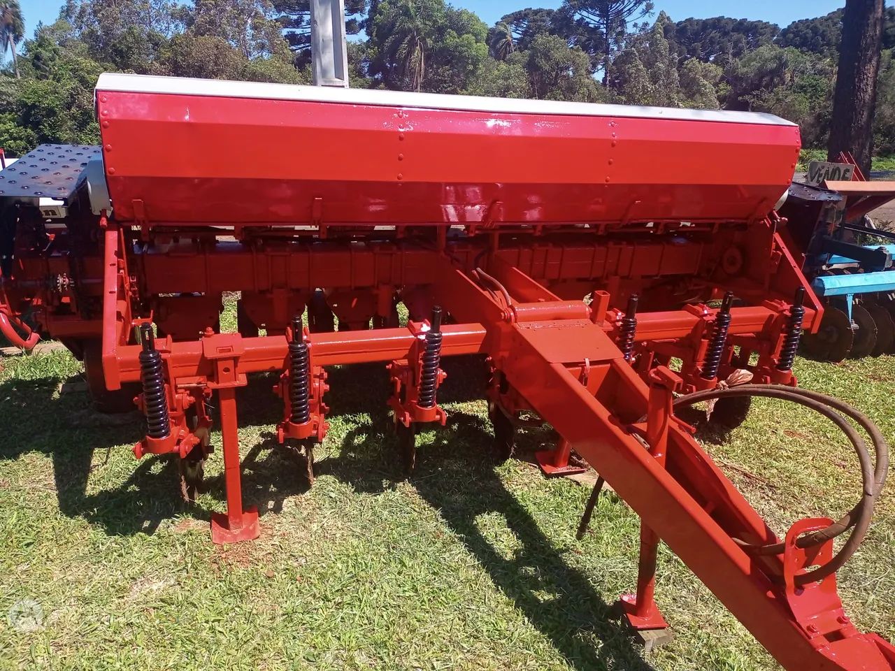 Vende se plantadeira semeato par 2800 7 linhas  - Foto 6