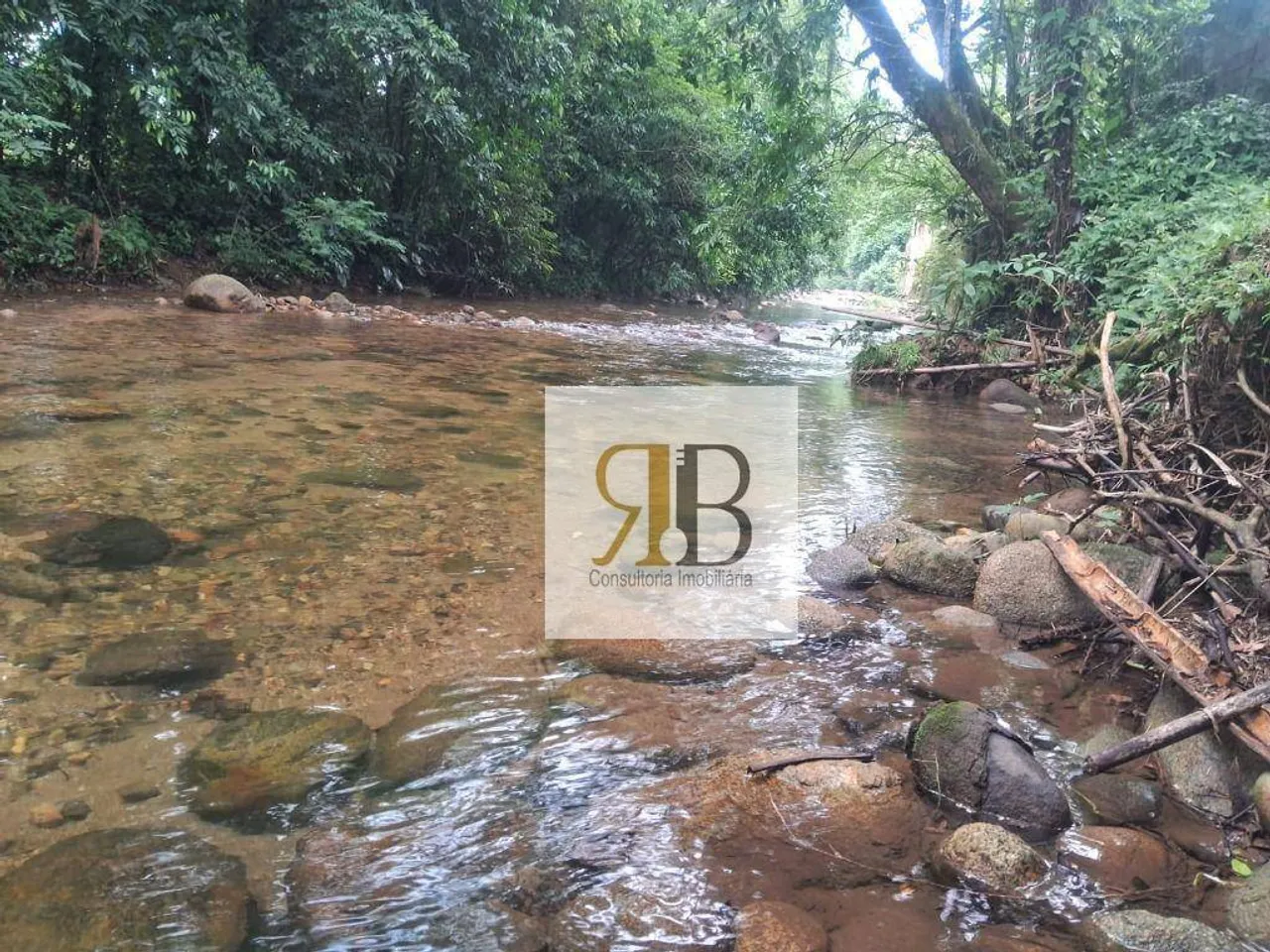 Casa com 2 dormitórios à venda, 150 m² por R$ 680.000,00 - Iconha - Guapimirim/RJ