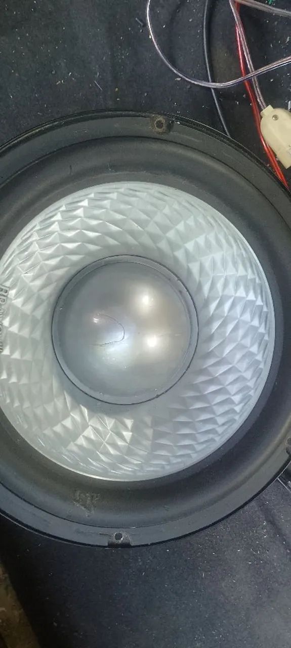 Subwoofer de 12 peito de moça 