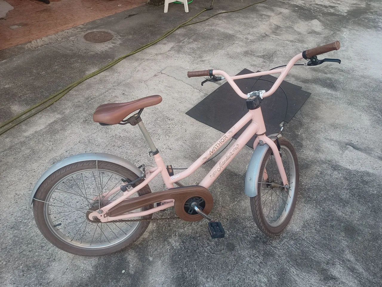 Bicicleta estilo retro aro 20