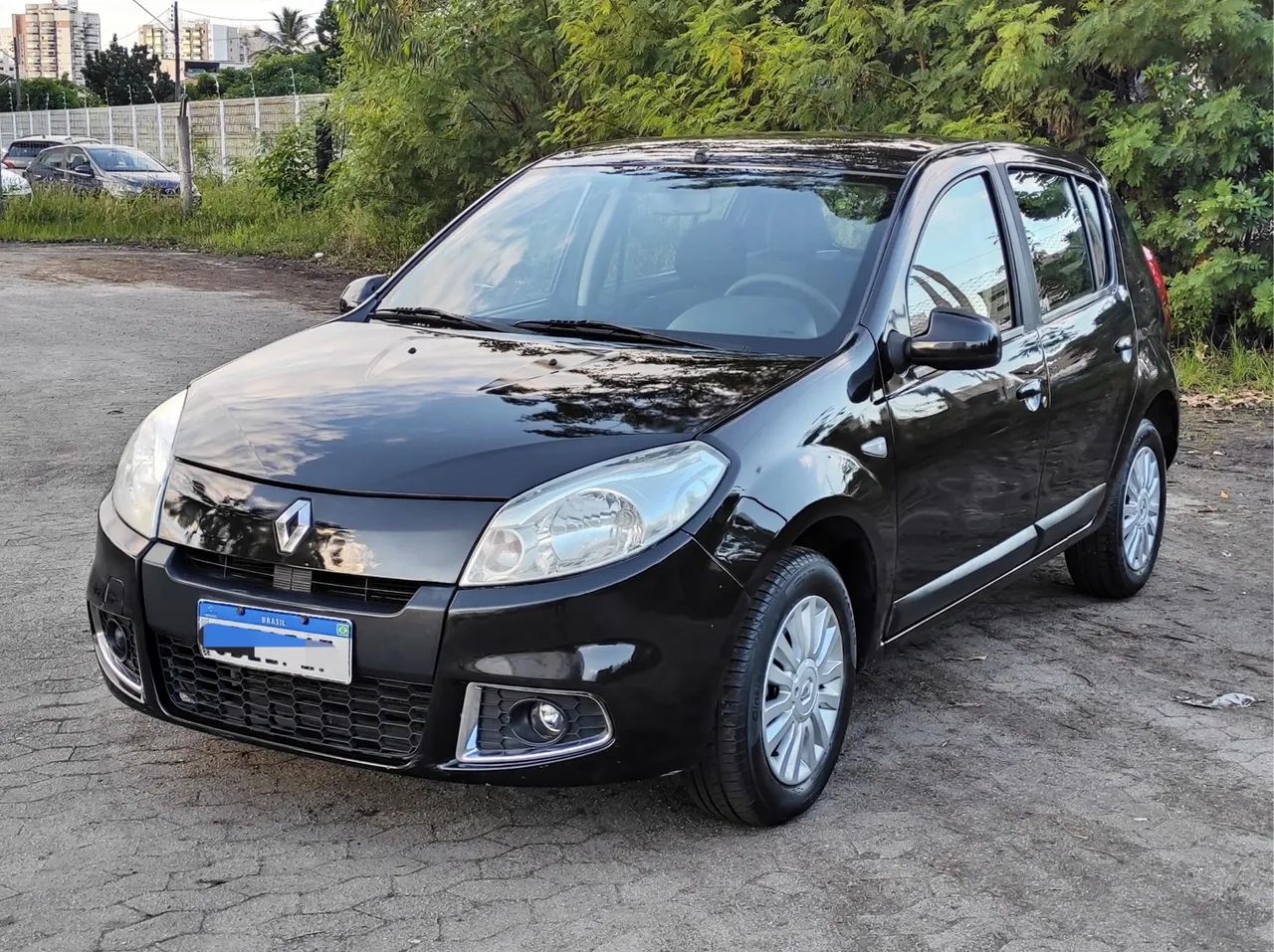 Sandero 1.6 2012, automático