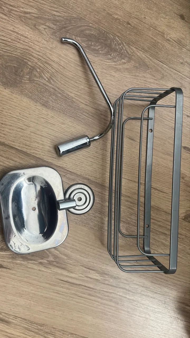Kit Porta shampoo, sabonete e papel higiênico 