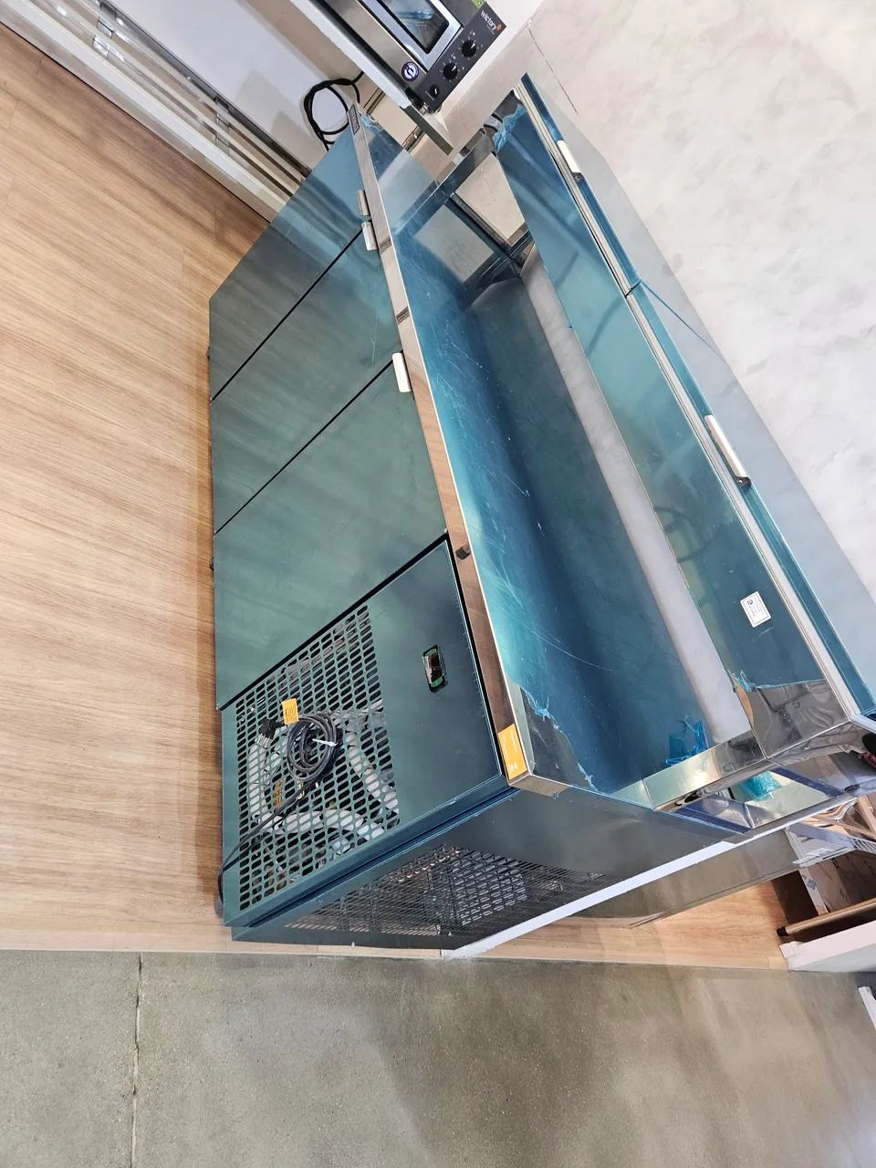 bancada refrigerada de inox com condimentador 2m nova
