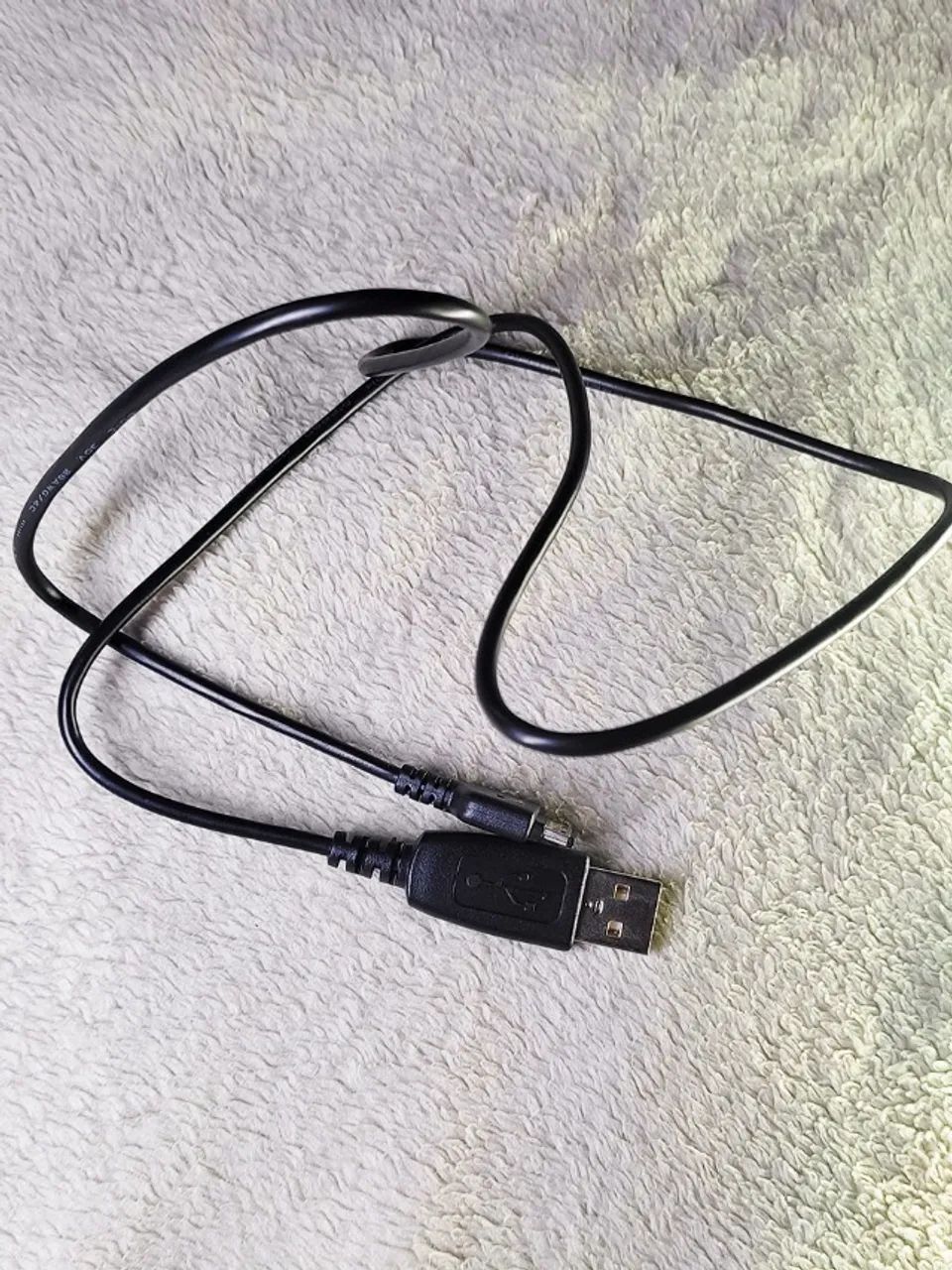 Cabo USB adaptador p/ Celular Samsung Conector Horizontal APCBS10BBN - Foto 5