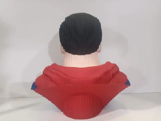 Escultura do Superman em madeira - Foto 3