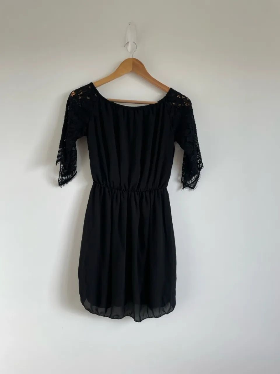 Vestido acinturado curto preto tam P Made in Italy - Foto 3