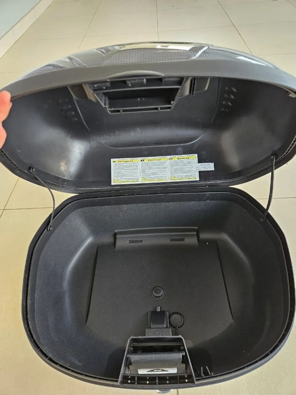 Baú Givi Fumê Monolock Simply E450nt 45 Litros - Foto 4