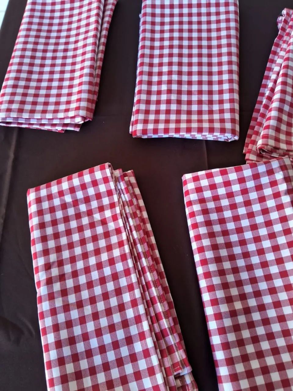 05 Forros  -  Toalhas De mesa  por 150 - Foto 3