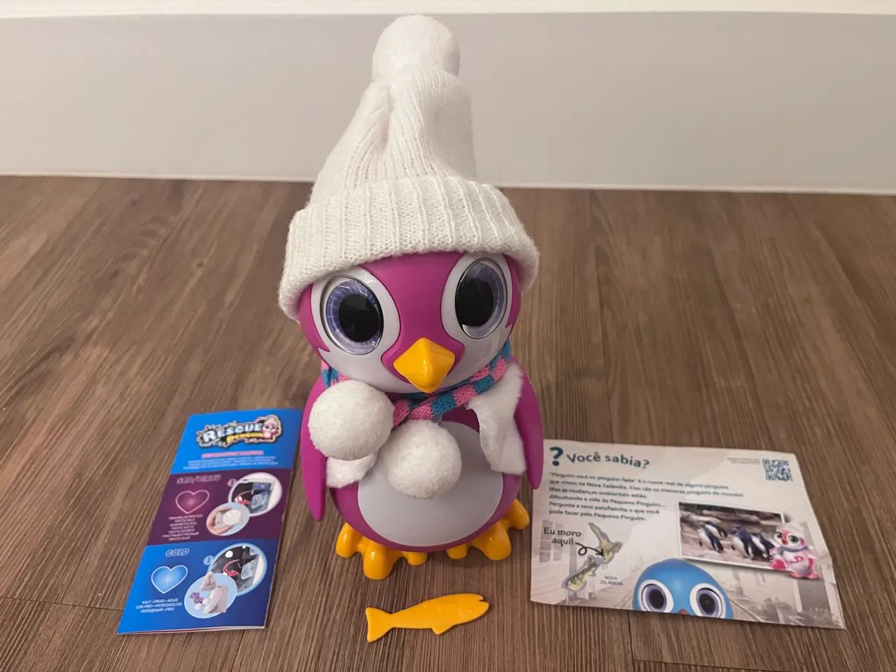 Brinquedo Resgate O Pinguim Rosa Com Sons - Foto 4