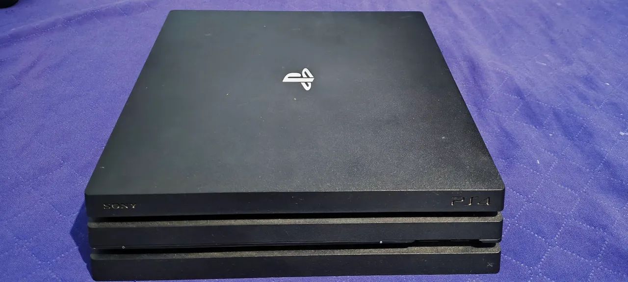 Playstation Pro Impecável! Consoles de Vídeo Game