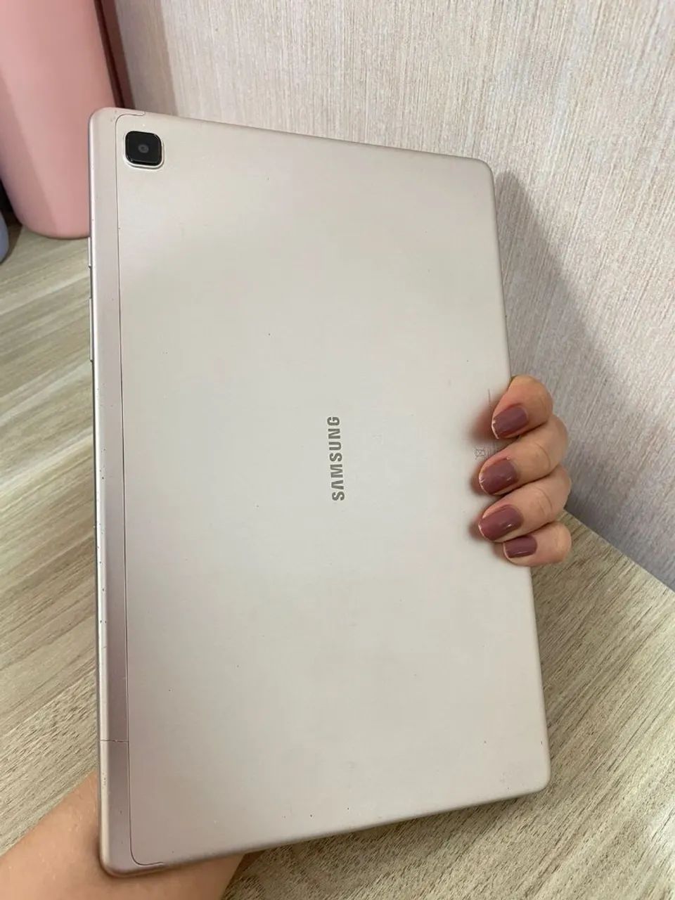 Tablet Samsung A7 dourado  - Foto 2