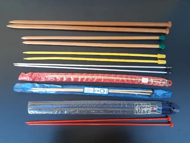 8 pares de agulha de tricô antigas anos 60