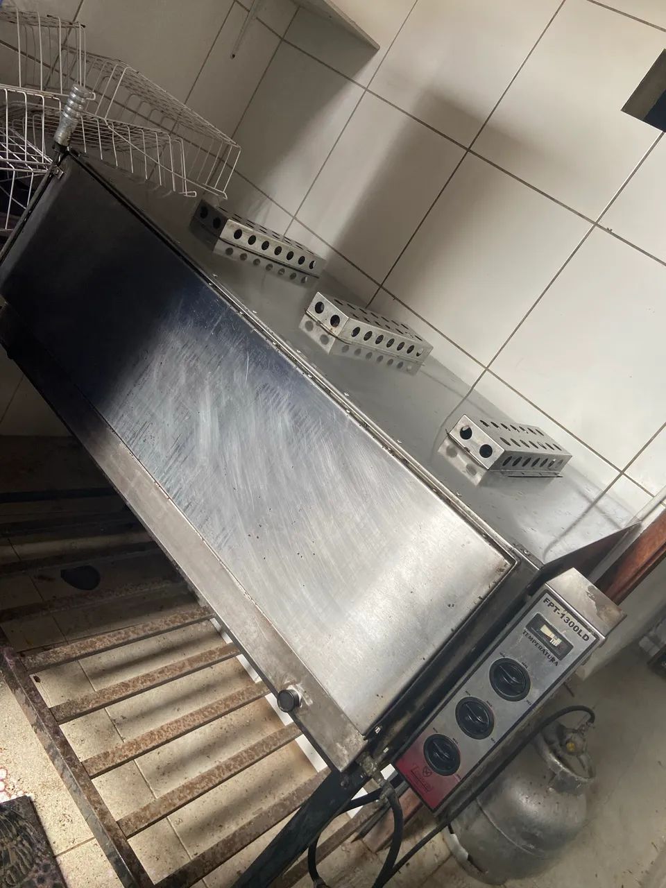 FORNO DE PIZZA COM LASTRO DUPLO FPT-1300 LD TOMASI