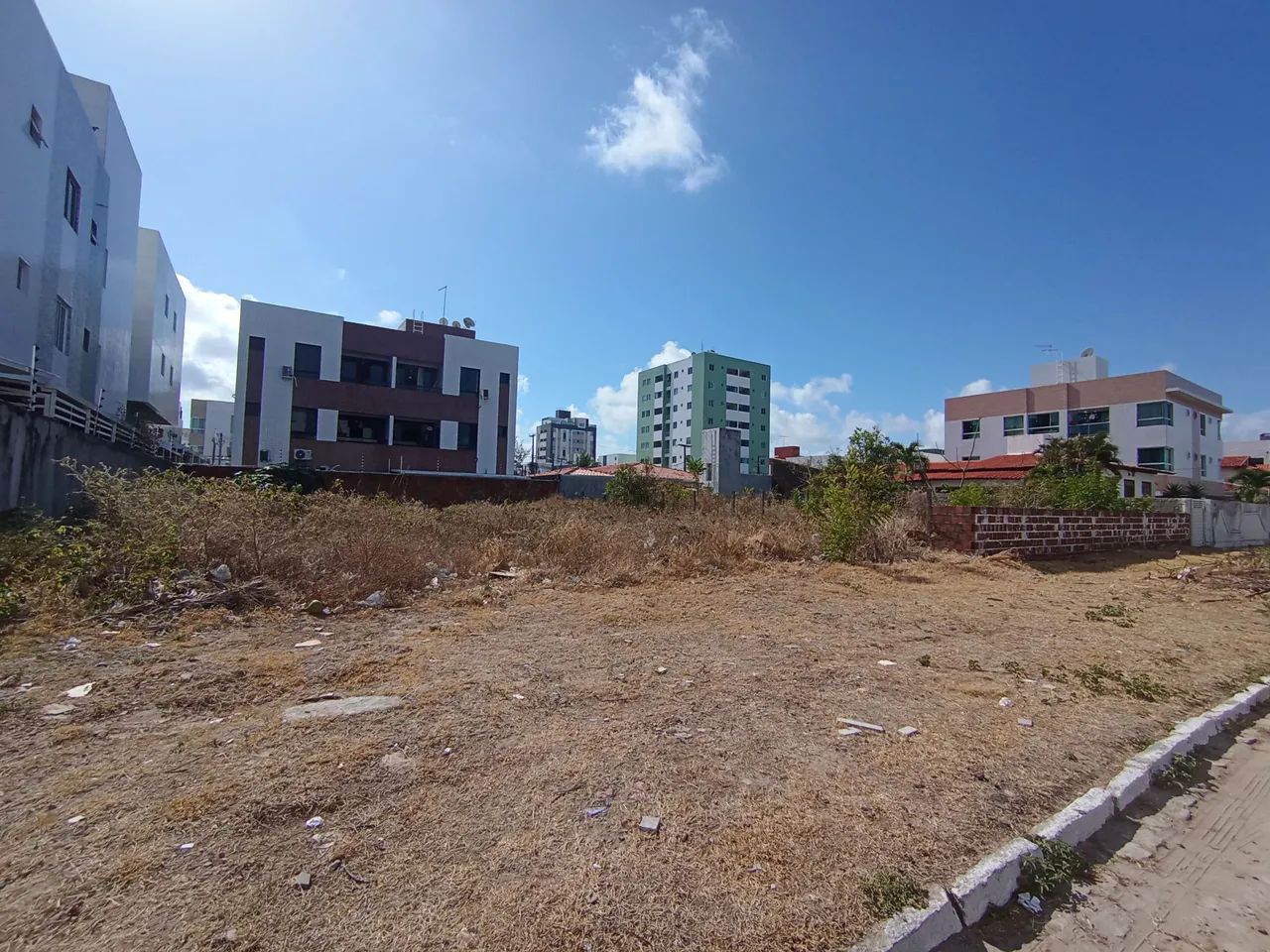 17 X 22 próximo a praça do caju no bessa para comercio - Foto 2