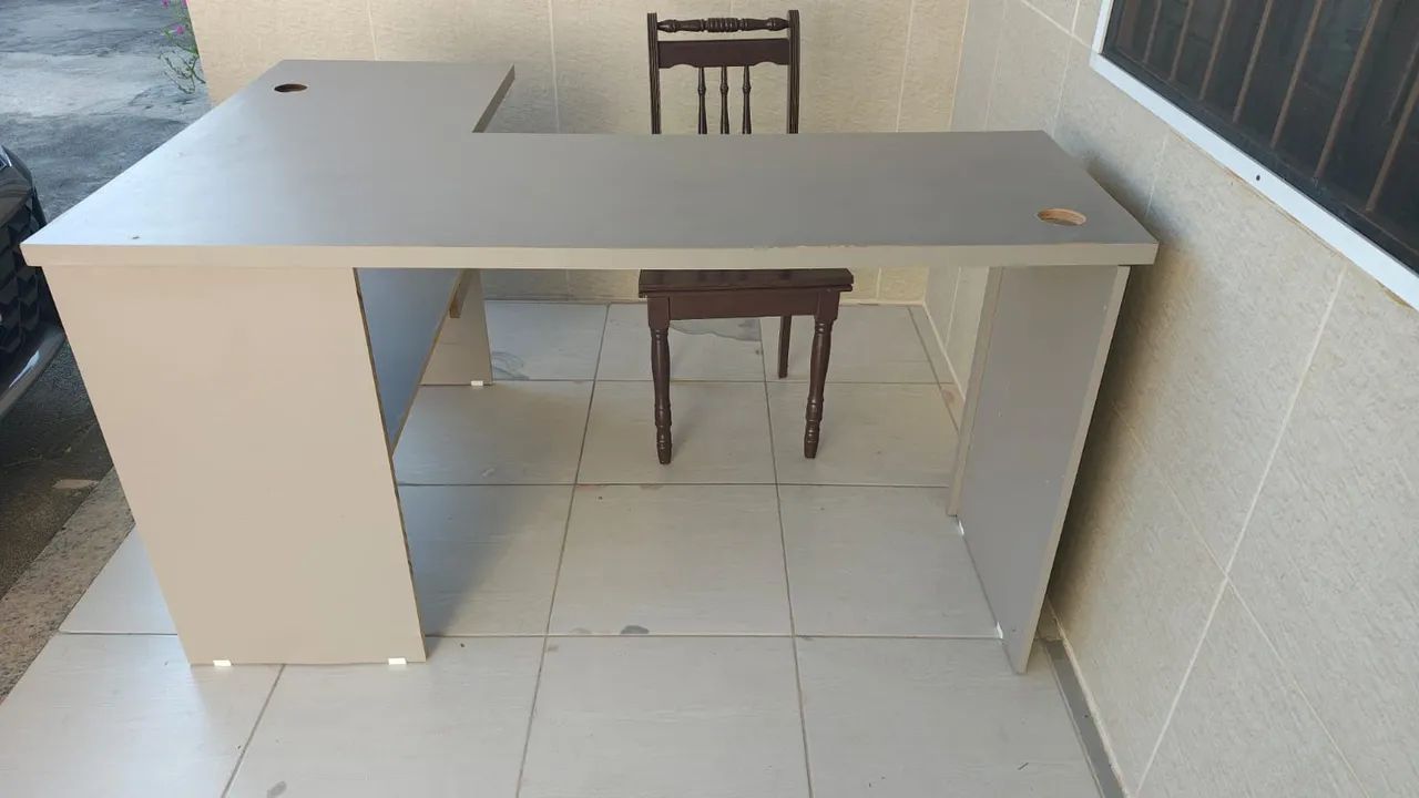 Mesa de Escritório em L - Ótimo estado! - Foto 3