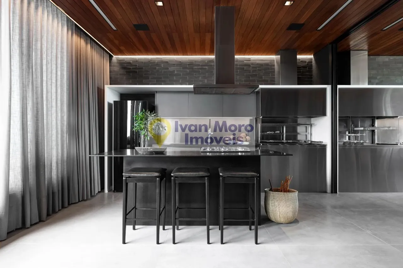 Apartamento à venda em Jurerê - Florianópolis - SC