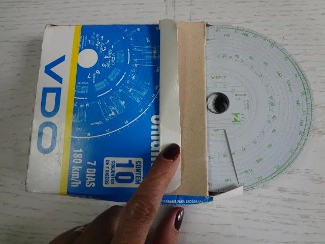 Caixas Disco Tacógrafo Analógico 180km Semanal C/ 9unid. Branco